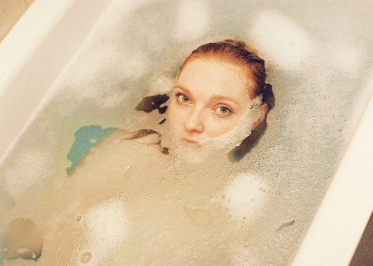 Katerina in bath