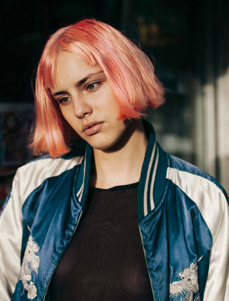 Moffy with pink hair